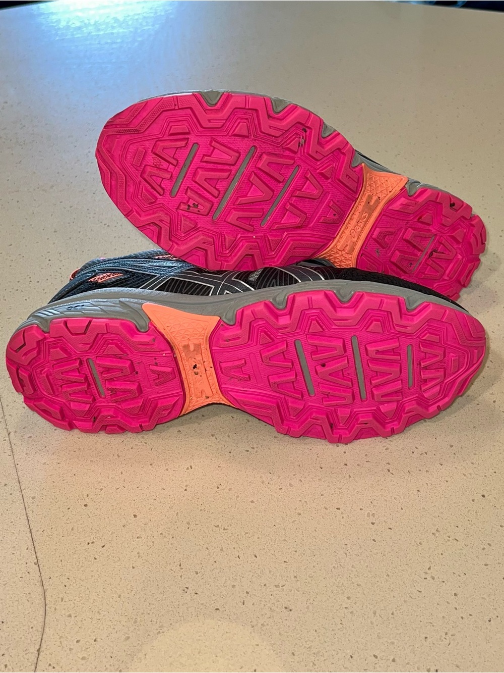 ASICS Women's Size 9 Gray, Black & Pink Athletic Shoes - Picture 8 of 8